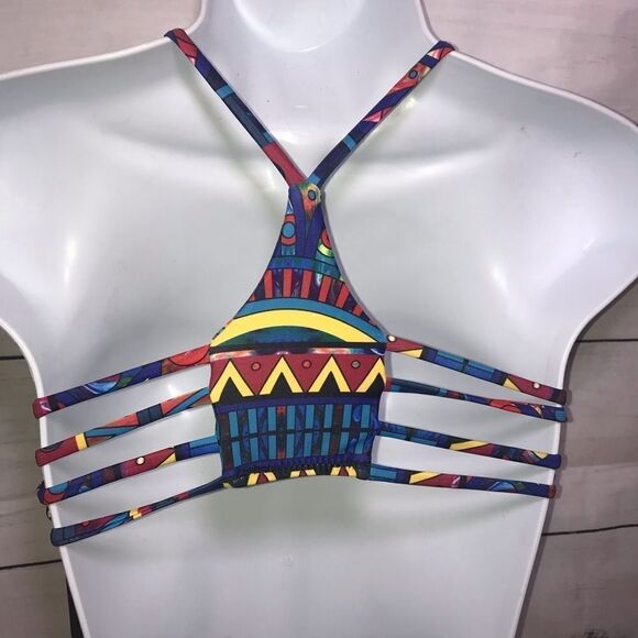 Zeraca Strap Side Bottom Halter Racerback Top - Picture 5 of 8